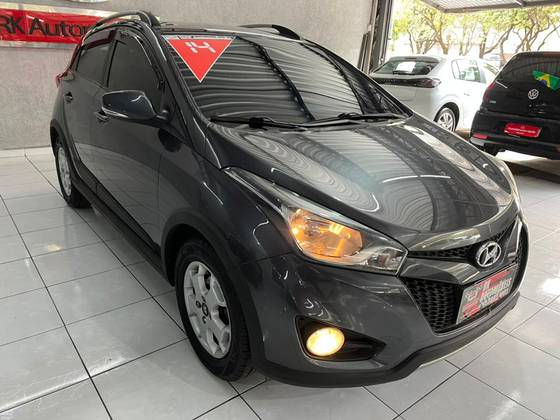 HYUNDAI HB20X 1.6 16V STYLE FLEX 4P MANUAL HYUNDAI HB20X 1.6 16V STYLE FLEX 4P MANUAL